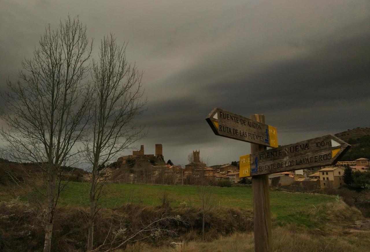 Posada De Uncastillo Esterno foto