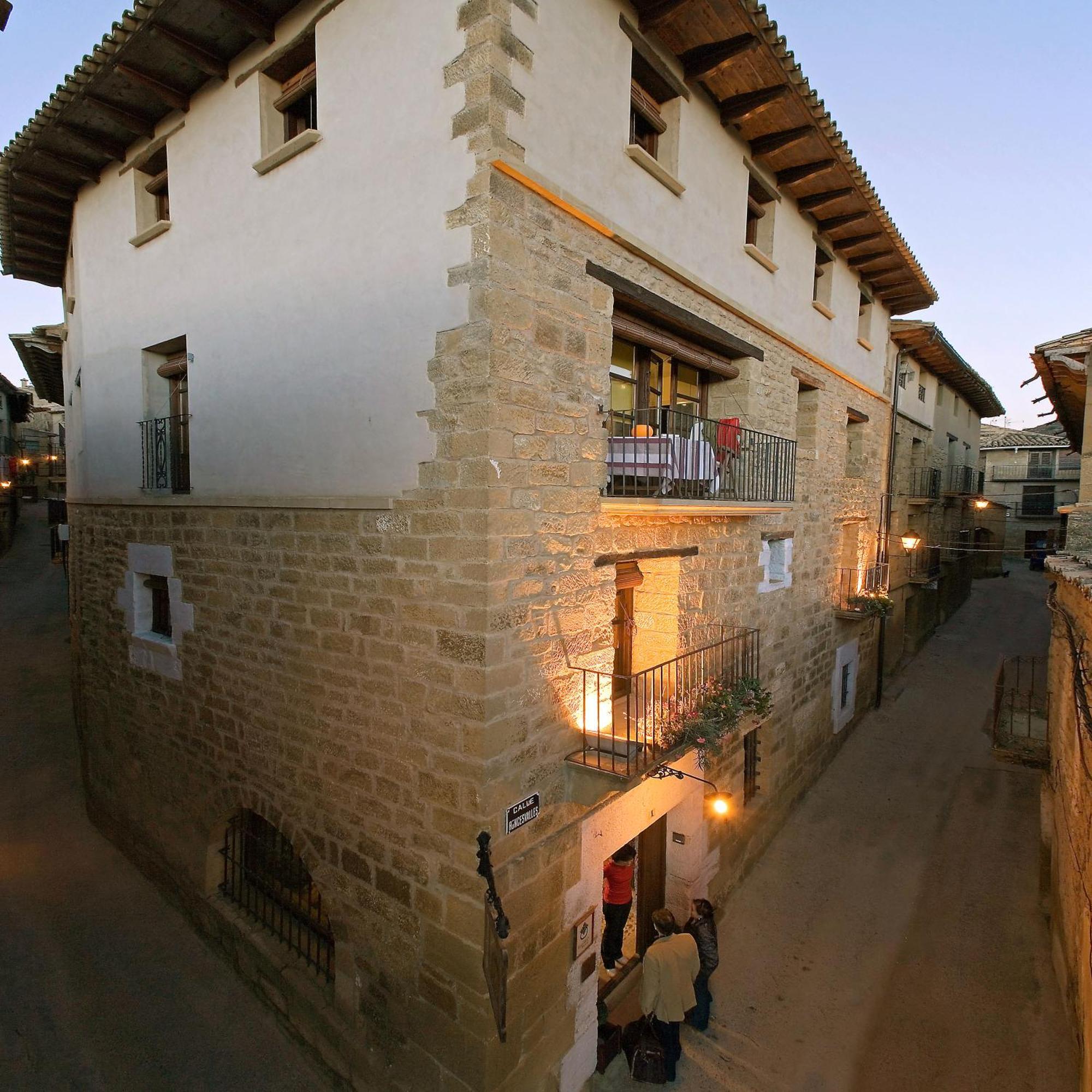 Posada De Uncastillo Esterno foto