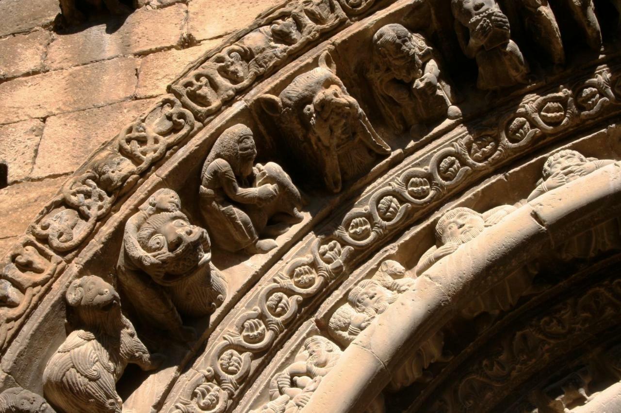 Posada De Uncastillo Esterno foto