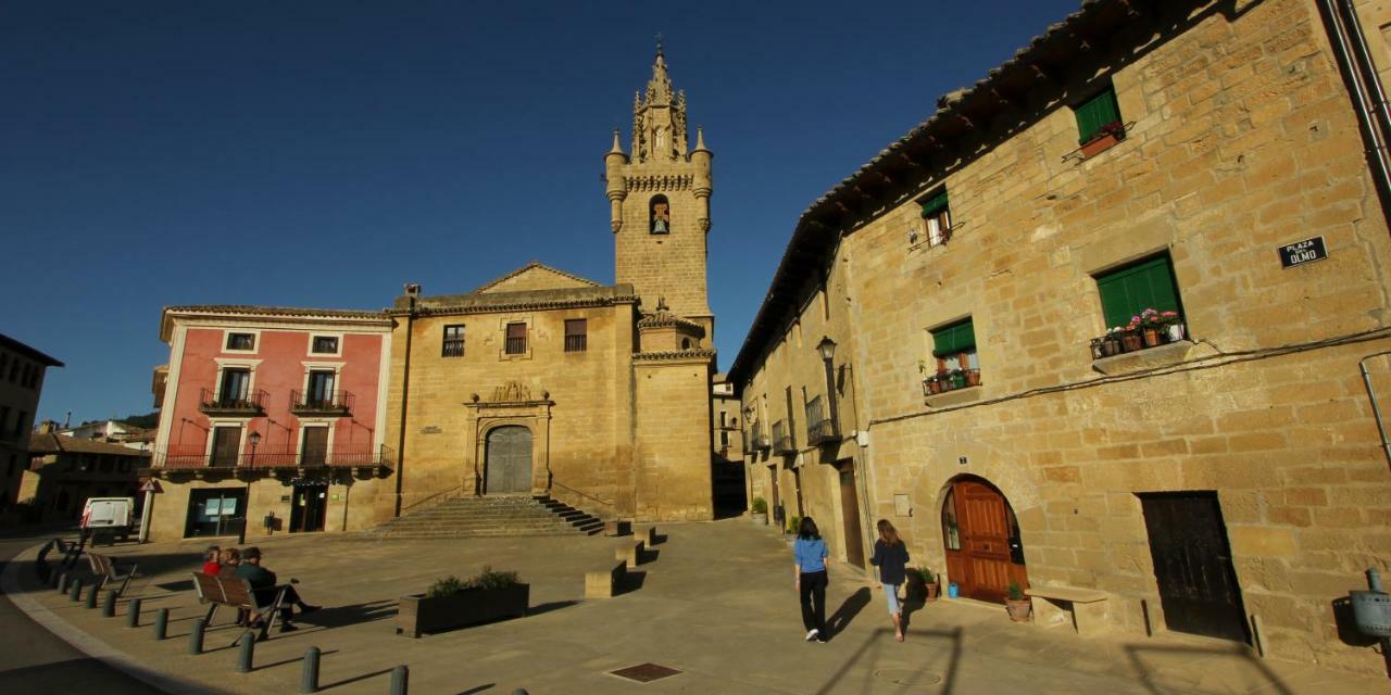 Posada De Uncastillo Esterno foto